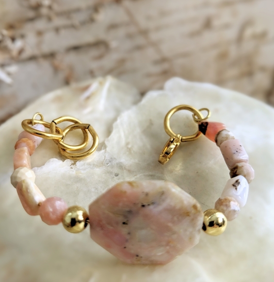 Natural Peruvian Pink Opal & Gold Beads In Gold Bracelet - Picture 3 of 4